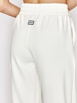 Sprandi Γυναίκες Παντελόνια Φόρμας Παντελόνι φόρμας SP22-SPD551 Λευκό Regular Fit 12 Sprandi Γυναίκες Παντελόνια Φόρμας Παντελόνι φόρμας SP22-SPD551 Λευκό Regular Fit -Sprandi Εκπτώσεις unnamed file 2791