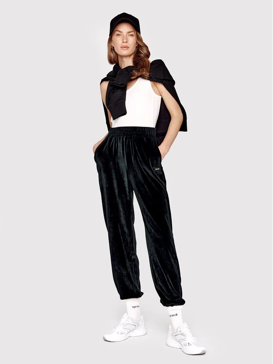 Sprandi Γυναίκες Παντελόνια Φόρμας Παντελόνι φόρμας Velvet SP22-SPD510 Μαύρο Regular Fit 4 Sprandi Γυναίκες Παντελόνια Φόρμας Παντελόνι φόρμας Velvet SP22-SPD510 Μαύρο Regular Fit - Image 2